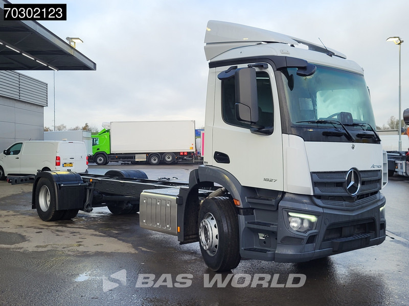 جديد الشاسيه شاحنة Mercedes-Benz Actros 1827 4X2 NEW 18tons chassis Automatic PPC Cruise control Euro 6: صور 13 جديد الشاسيه شاحنة Mercedes-Benz Actros 1827 4X2 NEW 18tons chassis Automatic PPC Cruise control Euro 6: صور 13