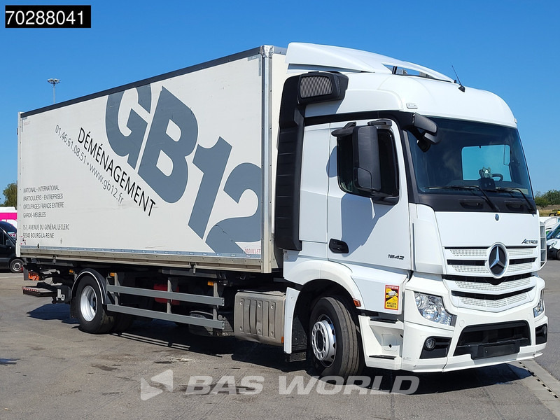 Mercedes-Benz Actros 1842 4X2 19tonner BDF box Ladebordwand Navi Automatic Euro 6 - شاحنات الحاويات / جسم علوي قابل للتغيير شاحنة: صور 3 Mercedes-Benz Actros 1842 4X2 19tonner BDF box Ladebordwand Navi Automatic Euro 6 - شاحنات الحاويات / جسم علوي قابل للتغيير شاحنة: صور 3