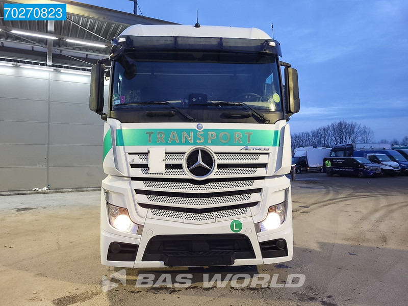 شاحنة جرار Mercedes-Benz Actros 1842 4X2 Mega StreamSpace: صور 6
