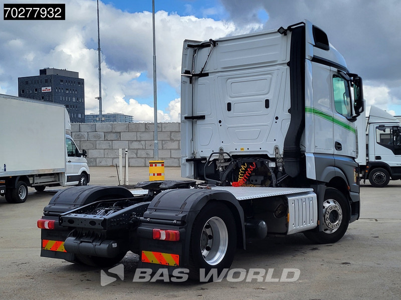 Mercedes-Benz Actros 1843 4X2 StreamSpace Alcoa's ADR - شاحنة جرار: صور 5 Mercedes-Benz Actros 1843 4X2 StreamSpace Alcoa's ADR - شاحنة جرار: صور 5