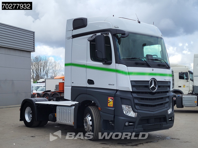 Mercedes-Benz Actros 1843 4X2 StreamSpace Alcoa's ADR - شاحنة جرار: صور 3 Mercedes-Benz Actros 1843 4X2 StreamSpace Alcoa's ADR - شاحنة جرار: صور 3