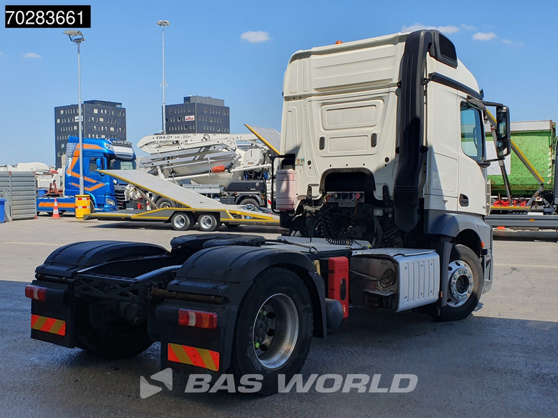 Mercedes-Benz Actros 1843 4X2 StreamSpace Retarder ADR Standklima - شاحنة جرار: صور 5 Mercedes-Benz Actros 1843 4X2 StreamSpace Retarder ADR Standklima - شاحنة جرار: صور 5