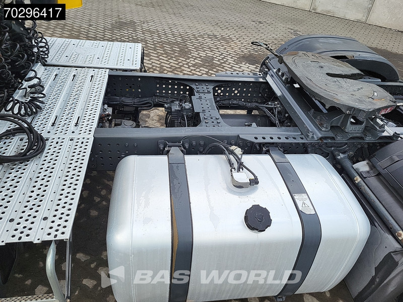 Mercedes-Benz Actros 1843 4X2 StreamSpace - شاحنة جرار: صور 2 Mercedes-Benz Actros 1843 4X2 StreamSpace - شاحنة جرار: صور 2