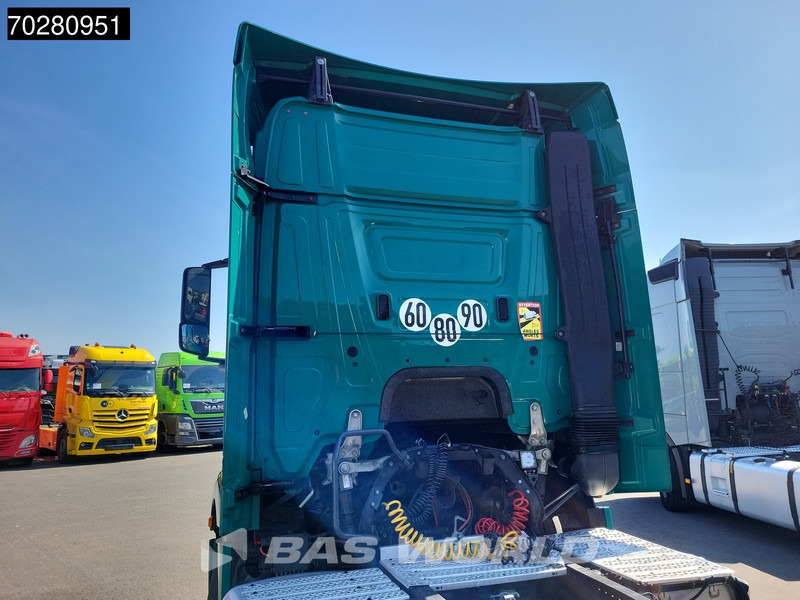 Mercedes-Benz Actros 1843 Actros 4X2 StreamSpace Euro 6 - شاحنة جرار: صور 5 Mercedes-Benz Actros 1843 Actros 4X2 StreamSpace Euro 6 - شاحنة جرار: صور 5