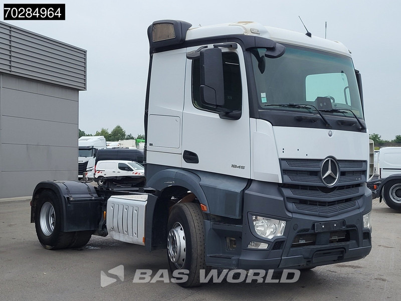 Mercedes-Benz Actros 1845 4X2 ClassicSpace Retarder Euro 6 - شاحنة جرار: صور 3 Mercedes-Benz Actros 1845 4X2 ClassicSpace Retarder Euro 6 - شاحنة جرار: صور 3
