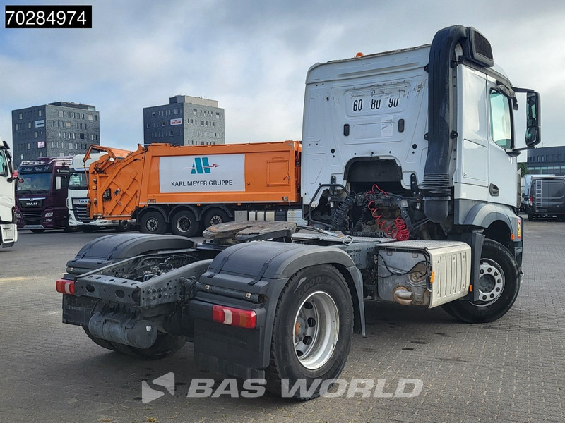 Mercedes-Benz Actros 1845 4X2 ClassicSpace Retarder Euro 6 - شاحنة جرار: صور 5 Mercedes-Benz Actros 1845 4X2 ClassicSpace Retarder Euro 6 - شاحنة جرار: صور 5