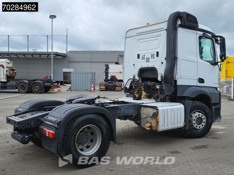 Mercedes-Benz Actros 1845 4X2 ClassicSpace Retarder Euro 6 - شاحنة جرار: صور 5 Mercedes-Benz Actros 1845 4X2 ClassicSpace Retarder Euro 6 - شاحنة جرار: صور 5