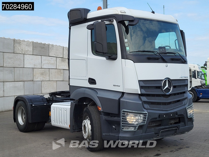 Mercedes-Benz Actros 1845 4X2 ClassicSpace Retarder Euro 6 - شاحنة جرار: صور 3 Mercedes-Benz Actros 1845 4X2 ClassicSpace Retarder Euro 6 - شاحنة جرار: صور 3