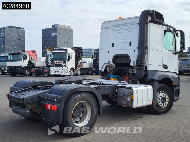 Mercedes-Benz Actros 1845 4X2 ClassicSpace Retarder Euro 6 - شاحنة جرار: صور 5 Mercedes-Benz Actros 1845 4X2 ClassicSpace Retarder Euro 6 - شاحنة جرار: صور 5