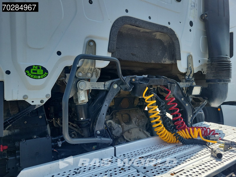 Mercedes-Benz Actros 1845 4X2 ClassisSpace PTO Retarder - شاحنة جرار: صور 5 Mercedes-Benz Actros 1845 4X2 ClassisSpace PTO Retarder - شاحنة جرار: صور 5