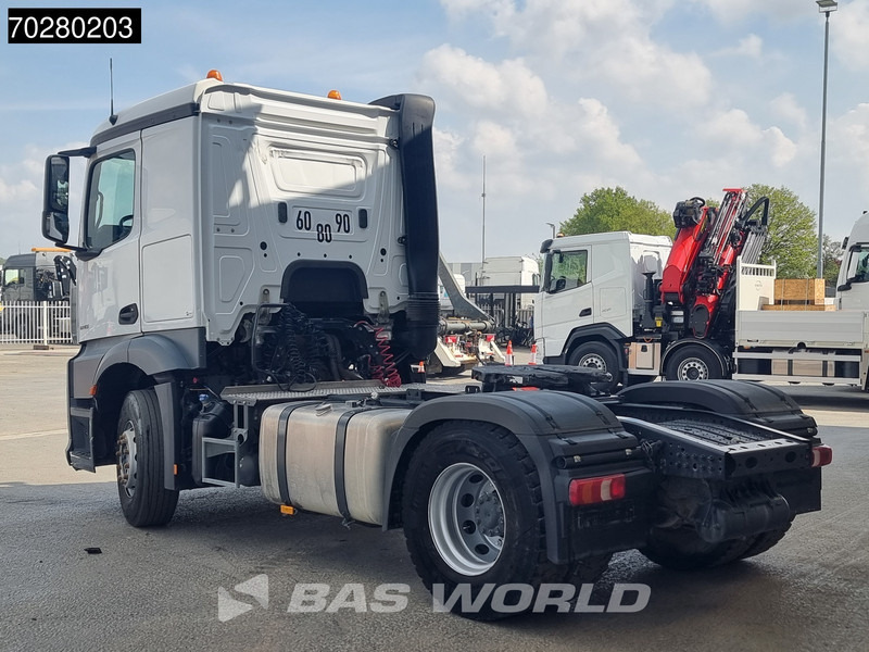 Mercedes-Benz Actros 1845 Actros 4X2 ClassicSpace Retarder - شاحنة جرار: صور 2 Mercedes-Benz Actros 1845 Actros 4X2 ClassicSpace Retarder - شاحنة جرار: صور 2
