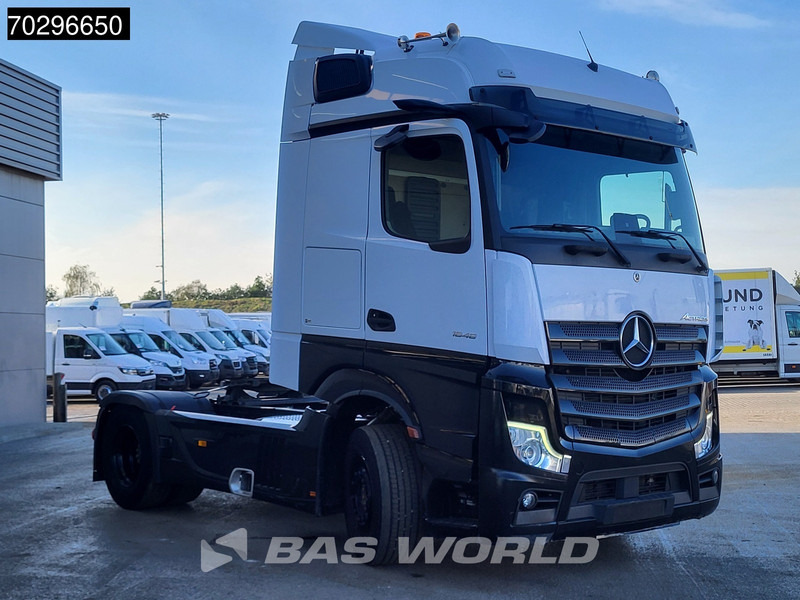 Mercedes-Benz Actros 1848 4X2 BigSpace Retarder Standklima MirrorCam ACC Xenon Euro 6 - شاحنة جرار: صور 3 Mercedes-Benz Actros 1848 4X2 BigSpace Retarder Standklima MirrorCam ACC Xenon Euro 6 - شاحنة جرار: صور 3