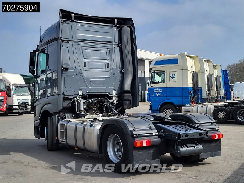 Mercedes-Benz Actros 1851 4X2 BigSpace 2x Tanks - شاحنة جرار: صور 2 Mercedes-Benz Actros 1851 4X2 BigSpace 2x Tanks - شاحنة جرار: صور 2