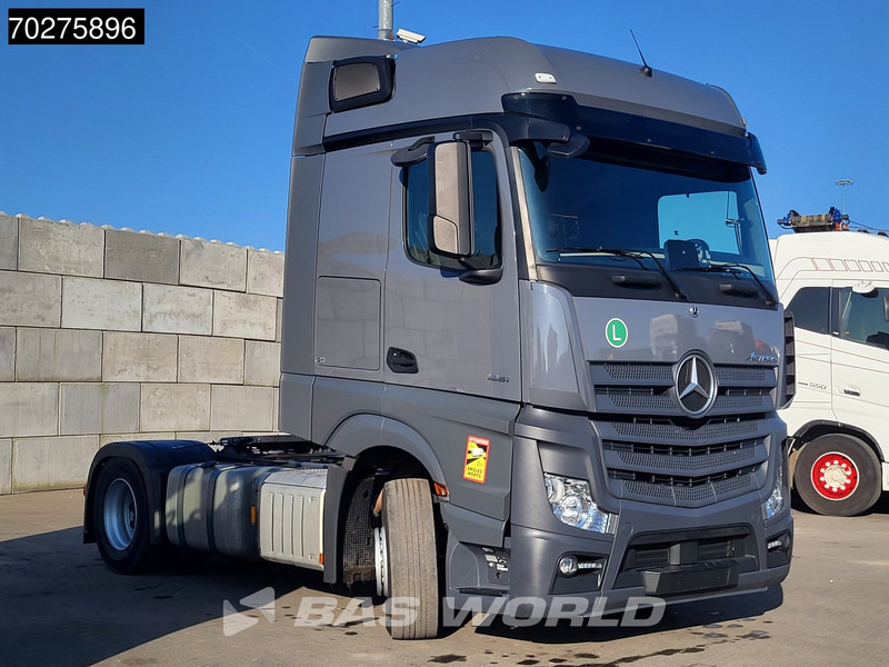 Mercedes-Benz Actros 1851 4X2 BigSpace 2x Tanks - شاحنة جرار: صور 3 Mercedes-Benz Actros 1851 4X2 BigSpace 2x Tanks - شاحنة جرار: صور 3