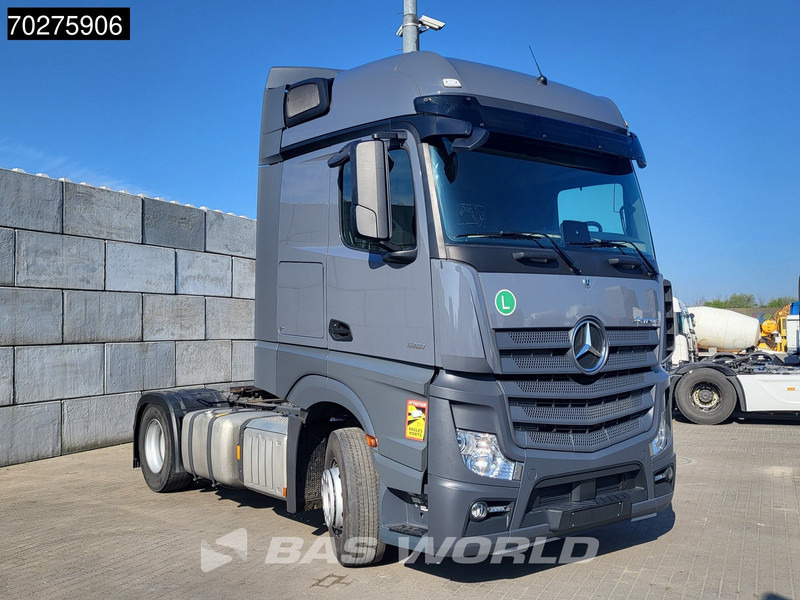 Mercedes-Benz Actros 1851 4X2 BigSpace 2xTanks Euro 6 - شاحنة جرار: صور 3 Mercedes-Benz Actros 1851 4X2 BigSpace 2xTanks Euro 6 - شاحنة جرار: صور 3