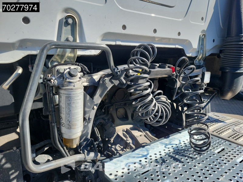 Mercedes-Benz Actros 1851 Actros 4X2 BigSpace 2x Tanks - شاحنة جرار: صور 3 Mercedes-Benz Actros 1851 Actros 4X2 BigSpace 2x Tanks - شاحنة جرار: صور 3