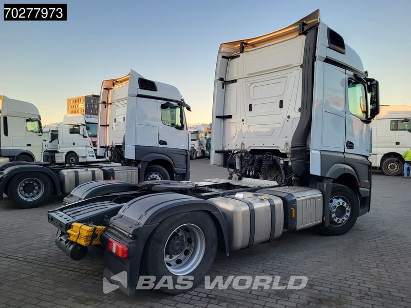 Mercedes-Benz Actros 1851 Actros 4X2 BigSpace 2x Tanks - شاحنة جرار: صور 5 Mercedes-Benz Actros 1851 Actros 4X2 BigSpace 2x Tanks - شاحنة جرار: صور 5