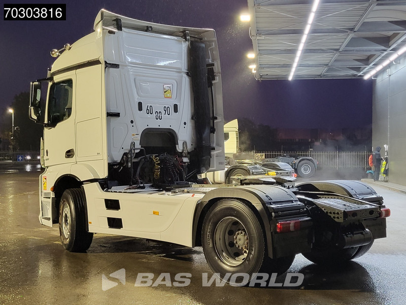 Mercedes-Benz Actros 1851 Actros 4X2 StreamSpace Hydraulik - شاحنة جرار: صور 2 Mercedes-Benz Actros 1851 Actros 4X2 StreamSpace Hydraulik - شاحنة جرار: صور 2