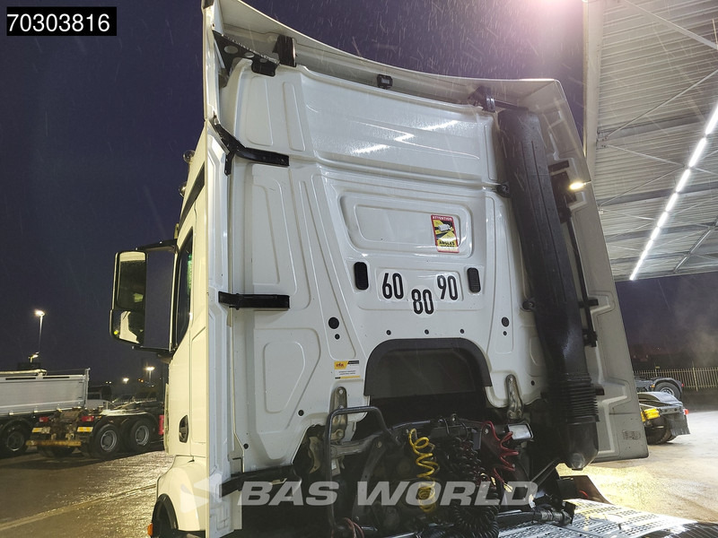 Mercedes-Benz Actros 1851 Actros 4X2 StreamSpace Hydraulik - شاحنة جرار: صور 5 Mercedes-Benz Actros 1851 Actros 4X2 StreamSpace Hydraulik - شاحنة جرار: صور 5