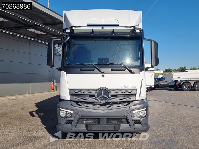 Mercedes-Benz Actros 2532 6X2 NEW 2000kg Ladebordwand Navi Lenkachse Euro 6 - بصندوق مغلق شاحنة: صور 2 Mercedes-Benz Actros 2532 6X2 NEW 2000kg Ladebordwand Navi Lenkachse Euro 6 - بصندوق مغلق شاحنة: صور 2