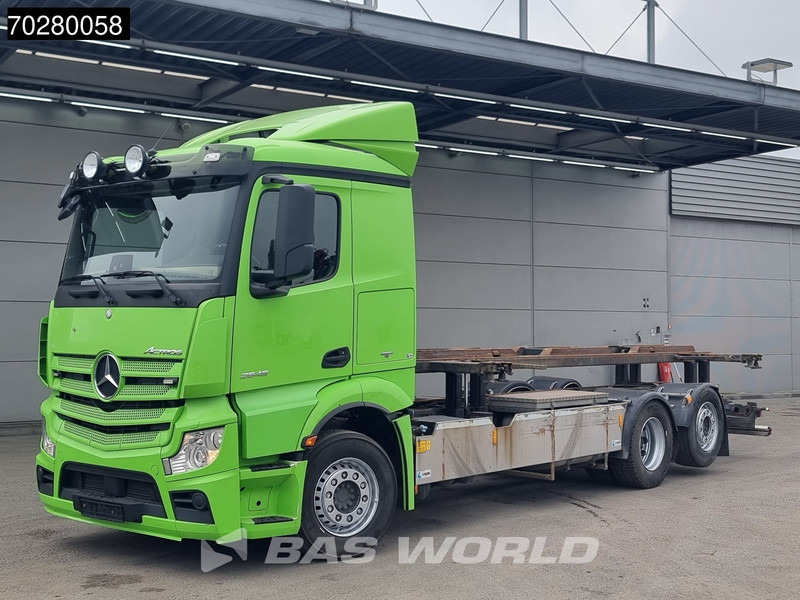 Mercedes-Benz Actros 2545 6X2 Hydraulic Liftable BDF system Lift+steering axle ADR Euro 6 - شاحنات الحاويات / جسم علوي قابل للتغيير شاحنة: صور 5 Mercedes-Benz Actros 2545 6X2 Hydraulic Liftable BDF system Lift+steering axle ADR Euro 6 - شاحنات الحاويات / جسم علوي قابل للتغيير شاحنة: صور 5