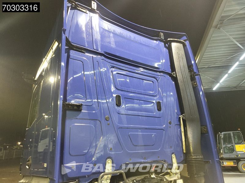 Mercedes-Benz Actros L 1845 Actros 4X2 GigaSpace Mega 2xTanks - شاحنة جرار: صور 5 Mercedes-Benz Actros L 1845 Actros 4X2 GigaSpace Mega 2xTanks - شاحنة جرار: صور 5