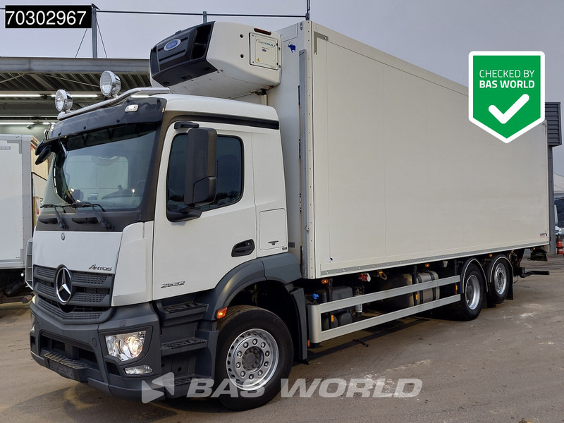 Mercedes-Benz Antos 2532 Antos 6X2 Carrier Supra 850 Nordic Automatic Euro 6 - مبردة شاحنة: صور 1 Mercedes-Benz Antos 2532 Antos 6X2 Carrier Supra 850 Nordic Automatic Euro 6 - مبردة شاحنة: صور 1
