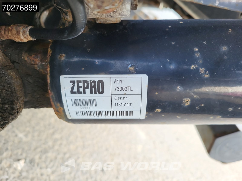 Mercedes-Benz Antos 2535 6X2 Lumikko L7 cooler ladebordwand Lift+Lenkachse Euro 6 - مبردة شاحنة: صور 3 Mercedes-Benz Antos 2535 6X2 Lumikko L7 cooler ladebordwand Lift+Lenkachse Euro 6 - مبردة شاحنة: صور 3