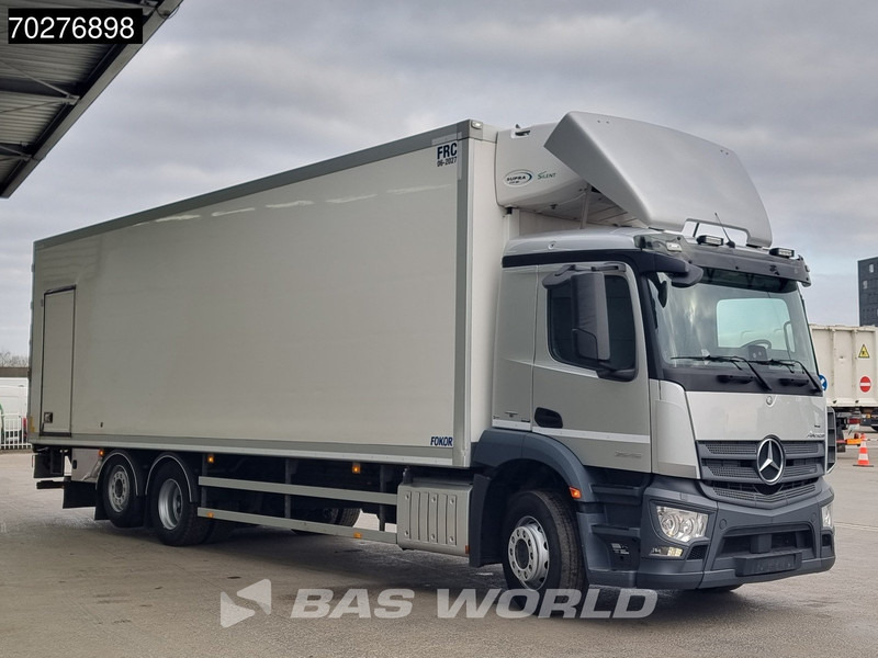 مبردة شاحنة Mercedes-Benz Antos 2746 6X2 Carrier Supra 1250 Silent Mt ladebordwand Lift+Lenkachse Euro 6: صور 12 مبردة شاحنة Mercedes-Benz Antos 2746 6X2 Carrier Supra 1250 Silent Mt ladebordwand Lift+Lenkachse Euro 6: صور 12