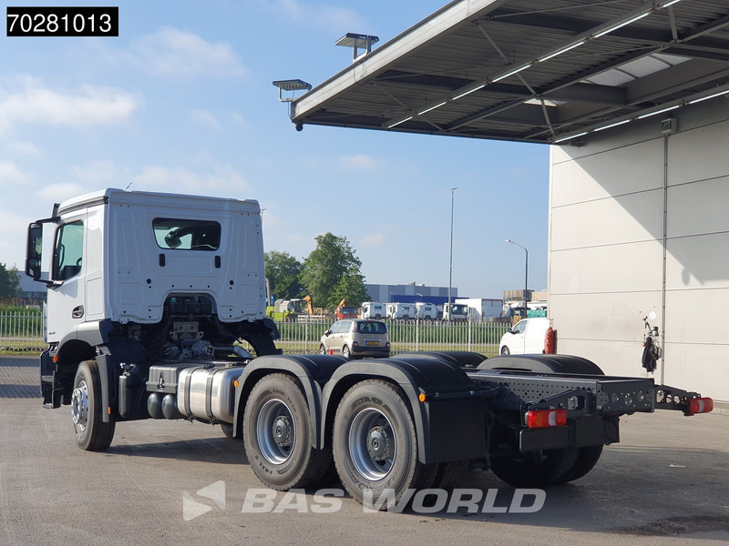 Mercedes-Benz Arocs 2636 6X4 NEW chassis Flywheel PTO Big-Axle Automatic Steelsuspension Euro 6 - الشاسيه شاحنة: صور 2 Mercedes-Benz Arocs 2636 6X4 NEW chassis Flywheel PTO Big-Axle Automatic Steelsuspension Euro 6 - الشاسيه شاحنة: صور 2