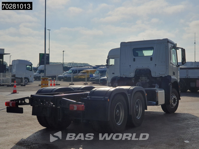 Mercedes-Benz Arocs 2636 6X4 NEW chassis Flywheel PTO Big-Axle Automatic Steelsuspension Euro 6 - الشاسيه شاحنة: صور 5 Mercedes-Benz Arocs 2636 6X4 NEW chassis Flywheel PTO Big-Axle Automatic Steelsuspension Euro 6 - الشاسيه شاحنة: صور 5