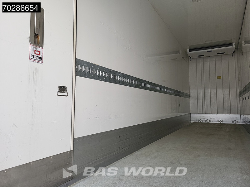 Renault T 380 4X2 Carrier Supra1150U-Mt Optibrake Ladebordwand Automatic Navi ACC Euro 6 إيجار Renault T 380 4X2 Carrier Supra1150U-Mt Optibrake Ladebordwand Automatic Navi ACC Euro 6: صور 11