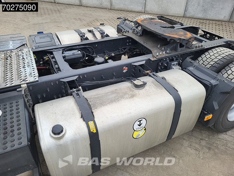 شاحنة جرار Renault T 460 4X2 2x Tanks VEB SleeperCab: صور 8