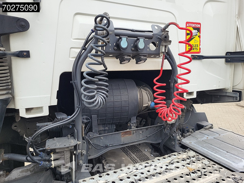 شاحنة جرار Renault T 460 4X2 2x Tanks VEB SleeperCab: صور 6