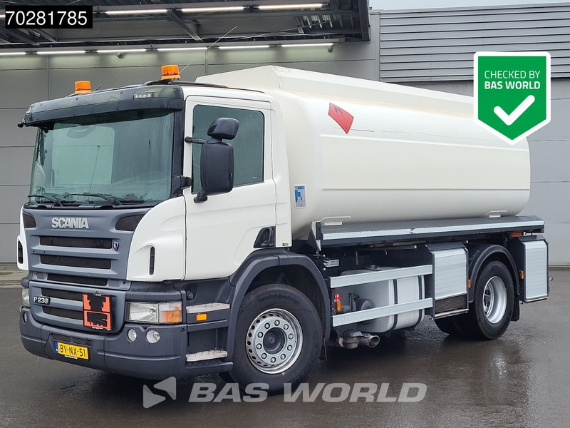 Scania P230 4X2 NL-Truck 3 compartments 16.300 Ltr ADR 3-Pedals Euro 5 - شاحنة صهريج: صور 1 Scania P230 4X2 NL-Truck 3 compartments 16.300 Ltr ADR 3-Pedals Euro 5 - شاحنة صهريج: صور 1