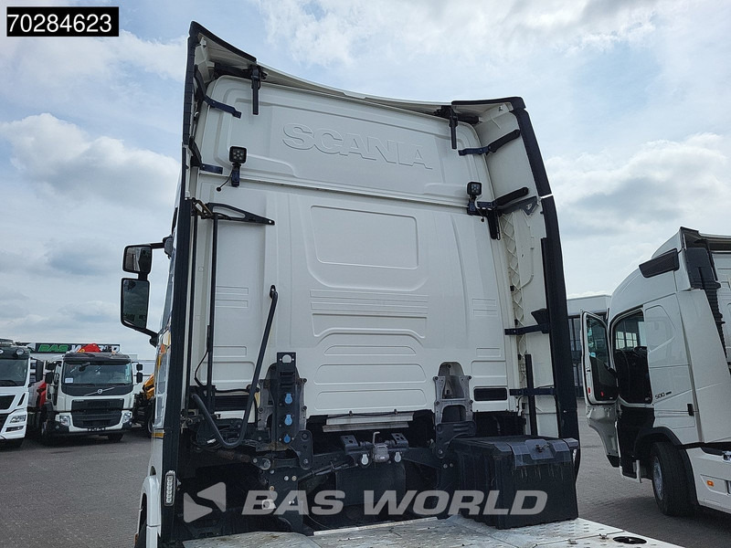 Scania S650 S 6X2 Retarder Liftachse Full-Air Leather Alcoa's - شاحنة جرار: صور 3 Scania S650 S 6X2 Retarder Liftachse Full-Air Leather Alcoa's - شاحنة جرار: صور 3