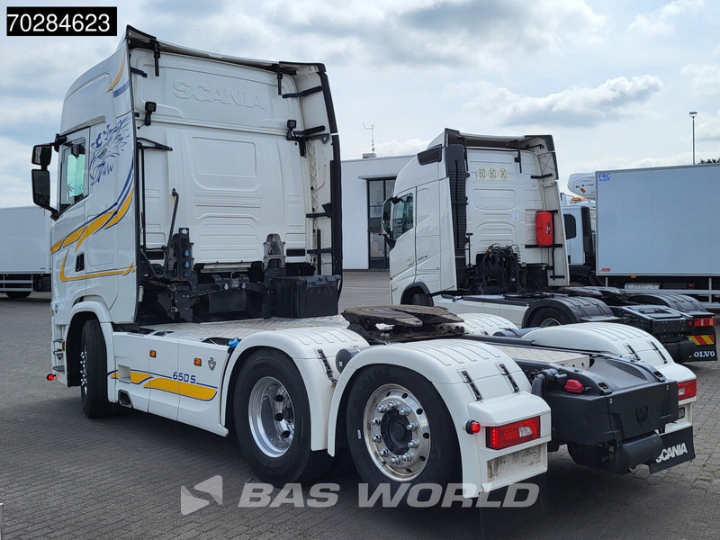Scania S650 S 6X2 Retarder Liftachse Full-Air Leather Alcoa's - شاحنة جرار: صور 2 Scania S650 S 6X2 Retarder Liftachse Full-Air Leather Alcoa's - شاحنة جرار: صور 2