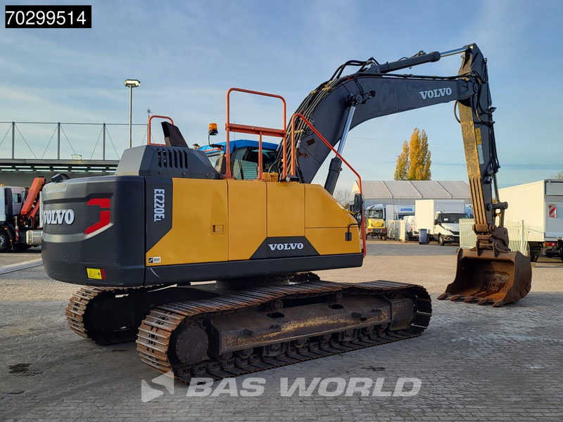Volvo EC220 E L - حفارات زحافة: صور 5 Volvo EC220 E L - حفارات زحافة: صور 5