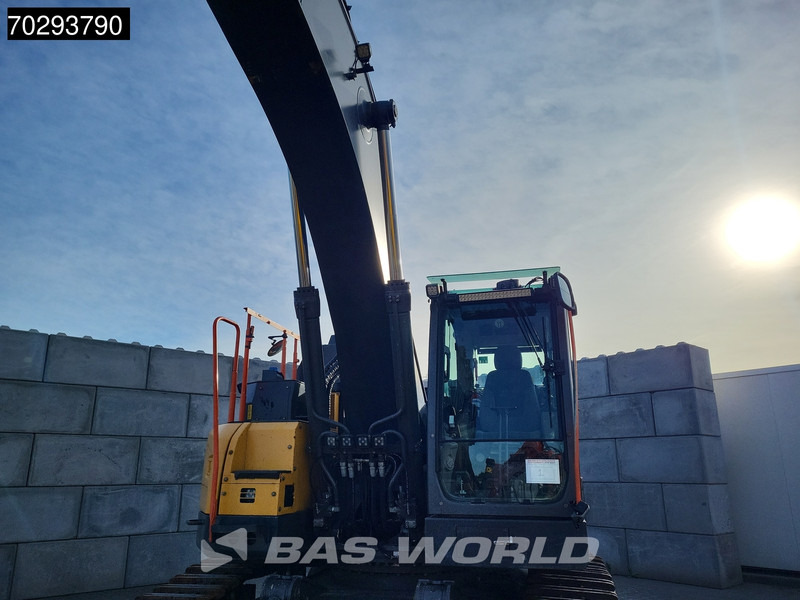 حفارات زحافة Volvo ECR355 E L: صور 11
