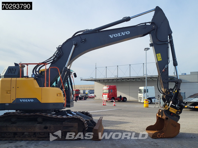 حفارات زحافة Volvo ECR355 E L: صور 8