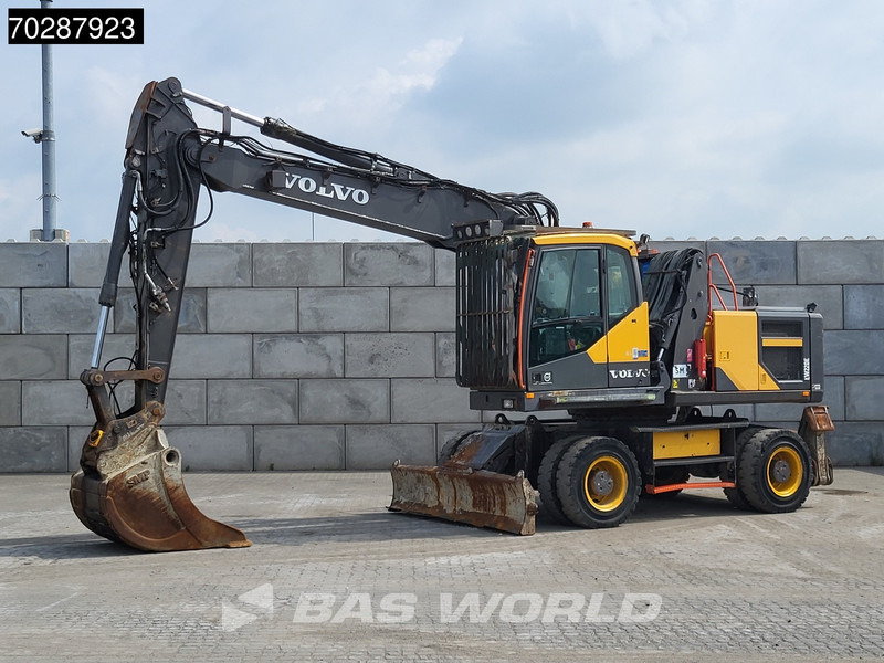 Volvo EW220 E - حفارة على عجلات: صور 3 Volvo EW220 E - حفارة على عجلات: صور 3