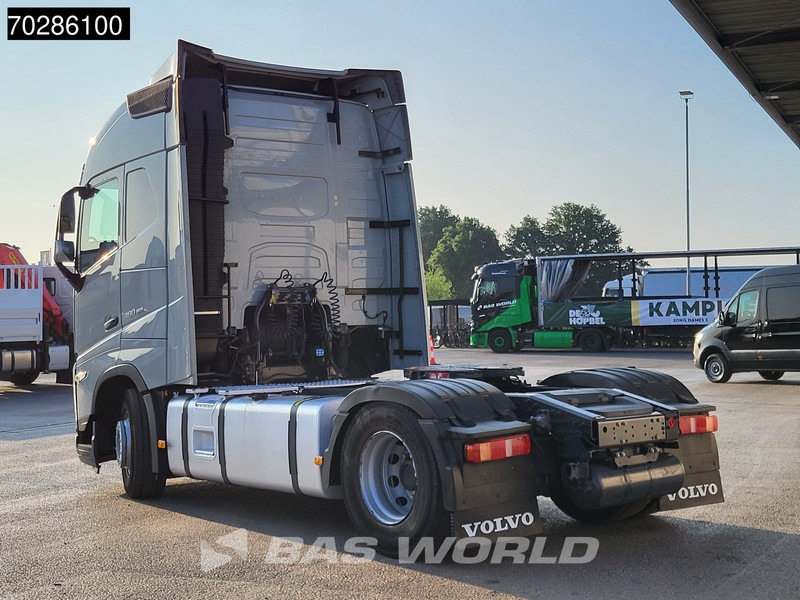 Volvo FH 460 FH 4X2 VEB+ LED 2xTanks ACC Euro 6 - شاحنة جرار: صور 2 Volvo FH 460 FH 4X2 VEB+ LED 2xTanks ACC Euro 6 - شاحنة جرار: صور 2
