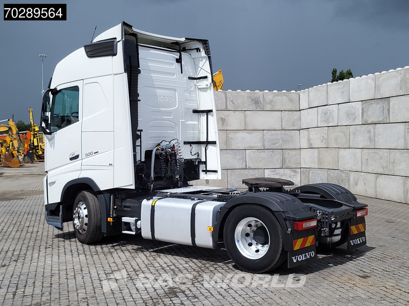 Volvo FH 500 4X2 2xTanks I-ParkCool ACC Navi Euro 6 - شاحنة جرار: صور 2 Volvo FH 500 4X2 2xTanks I-ParkCool ACC Navi Euro 6 - شاحنة جرار: صور 2