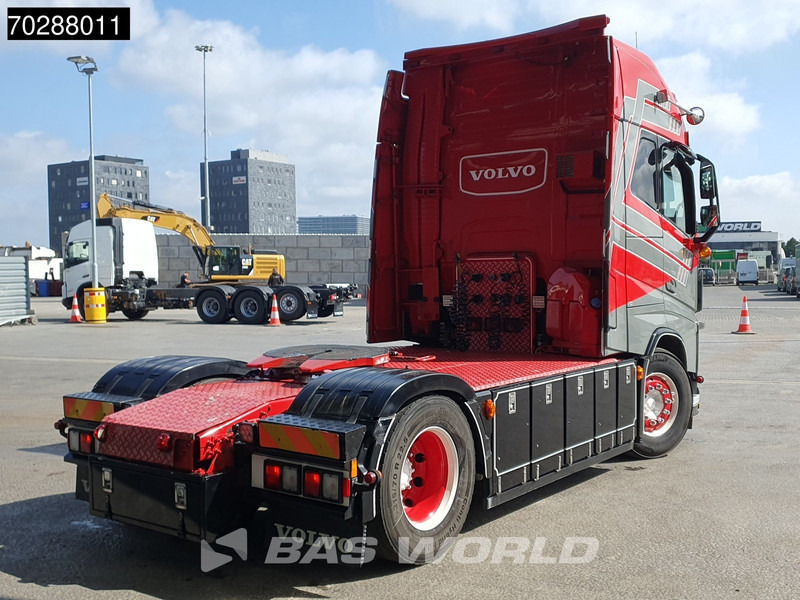 Volvo FH 500 FH 4X2 Special Interior! XL PTO Standklima - شاحنة جرار: صور 5 Volvo FH 500 FH 4X2 Special Interior! XL PTO Standklima - شاحنة جرار: صور 5