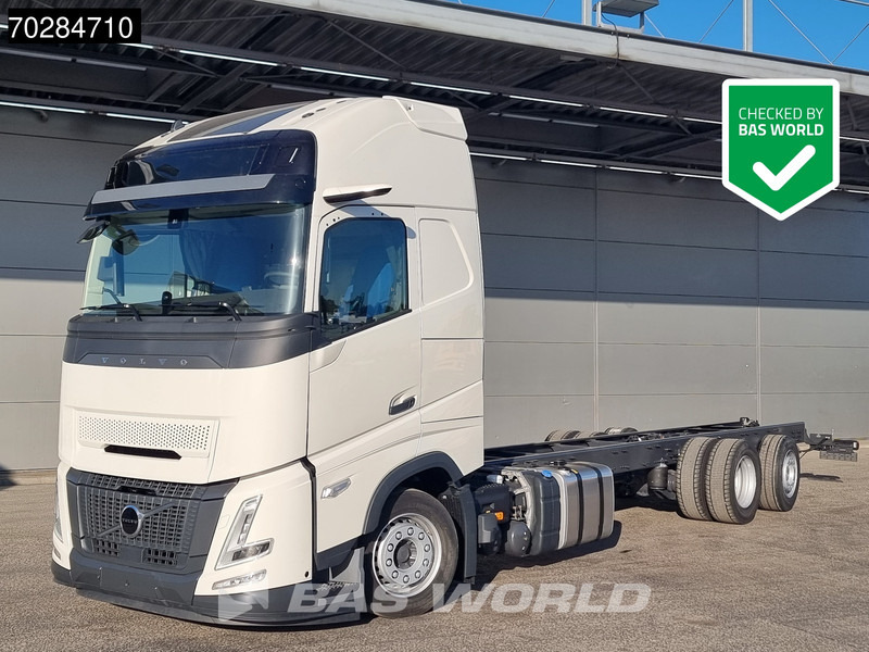 Volvo FH 62 R AERO 6X2 NEW Horsetruck chassis Lift+Lenkachse Dynamic Steering Mirror cam Euro 6 - الشاسيه شاحنة: صور 1 Volvo FH 62 R AERO 6X2 NEW Horsetruck chassis Lift+Lenkachse Dynamic Steering Mirror cam Euro 6 - الشاسيه شاحنة: صور 1