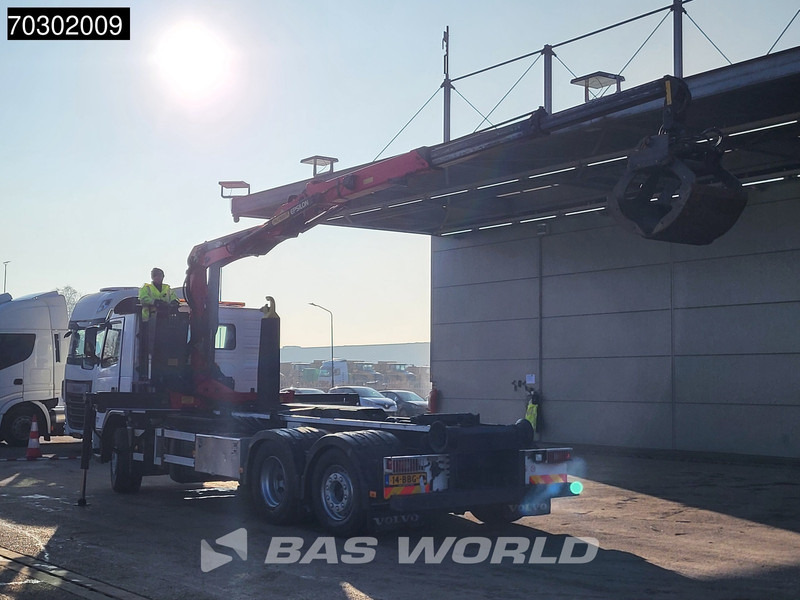 Volvo FM 330 FM 6X2 Palfinger Epsilon Z-Crane VDL Hook Lift+Steering Axle - شاحنة ذات الخطاف, شاحنة كرين: صور 2 Volvo FM 330 FM 6X2 Palfinger Epsilon Z-Crane VDL Hook Lift+Steering Axle - شاحنة ذات الخطاف, شاحنة كرين: صور 2