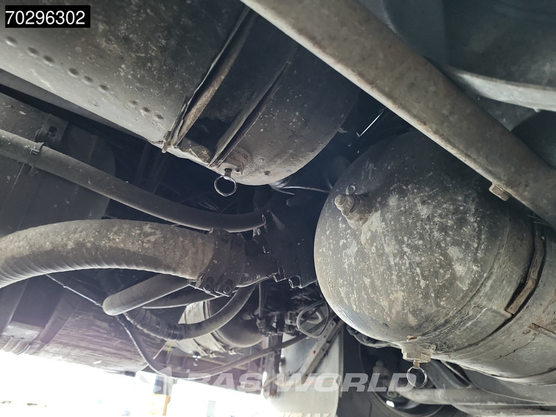 Volvo FM 500 FM 6X2 LXL Full-Air 2xTanks Liftachse Xenon Euro 5 - شاحنة جرار: صور 5 Volvo FM 500 FM 6X2 LXL Full-Air 2xTanks Liftachse Xenon Euro 5 - شاحنة جرار: صور 5
