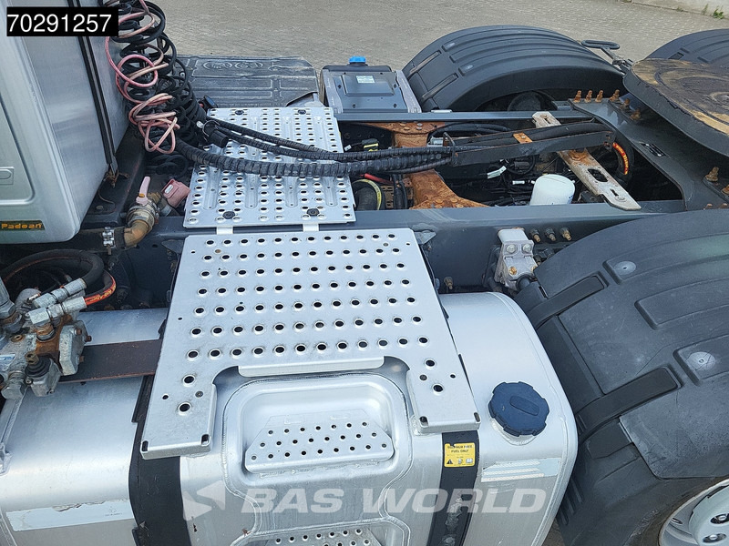Volvo FMX 460 4X2 NL-Truck VEB+ Hydraulik Lift-Lenkachse - شاحنة جرار: صور 3 Volvo FMX 460 4X2 NL-Truck VEB+ Hydraulik Lift-Lenkachse - شاحنة جرار: صور 3