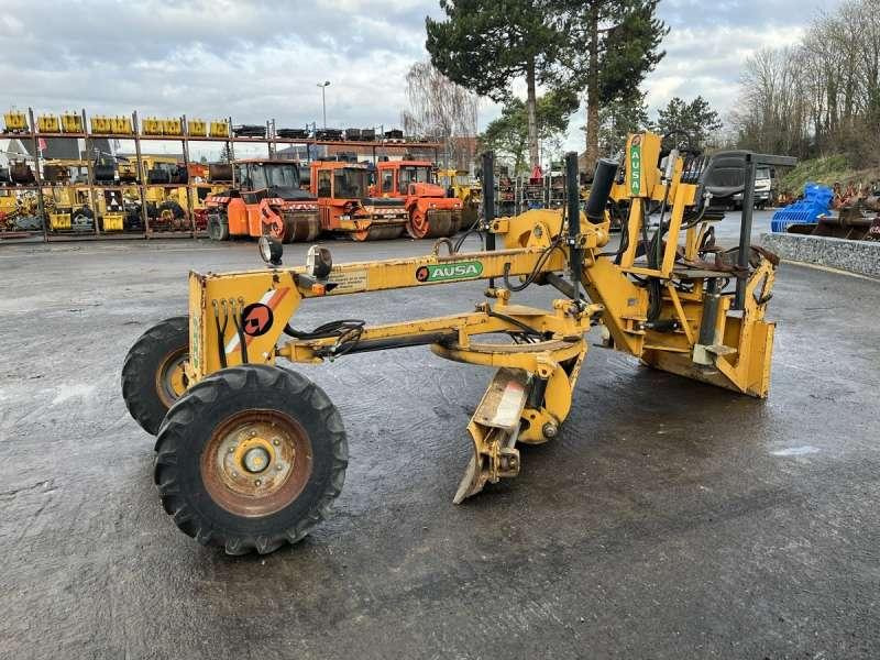 Ausa OP NV2500 - آلة تسوية الأرض: صور 3 Ausa OP NV2500 - آلة تسوية الأرض: صور 3