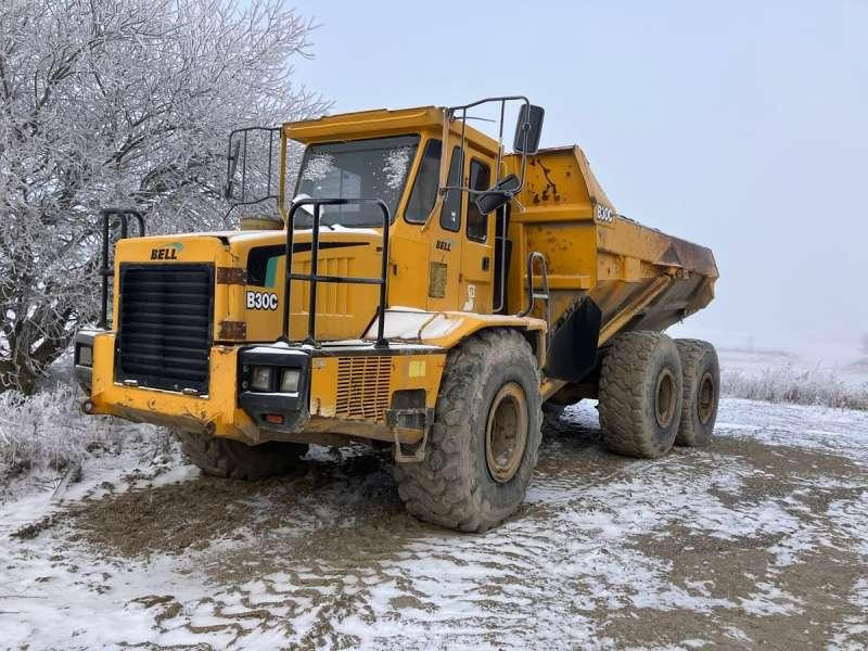 Bell B30C 6X6 - شاحنة مفصلية: صور 1 Bell B30C 6X6 - شاحنة مفصلية: صور 1